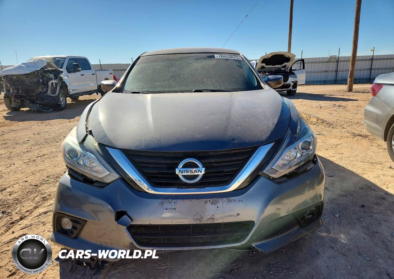 2018 Nissan Altima 2.5 VIN:1N4AL3AP8JC105576 - 5