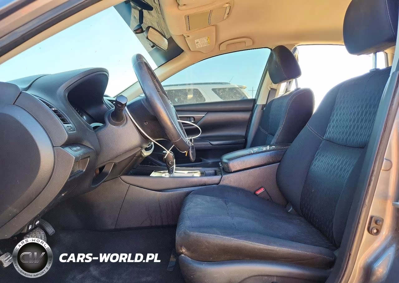 2018 Nissan Altima 2.5 VIN:1N4AL3AP8JC105576 - 7
