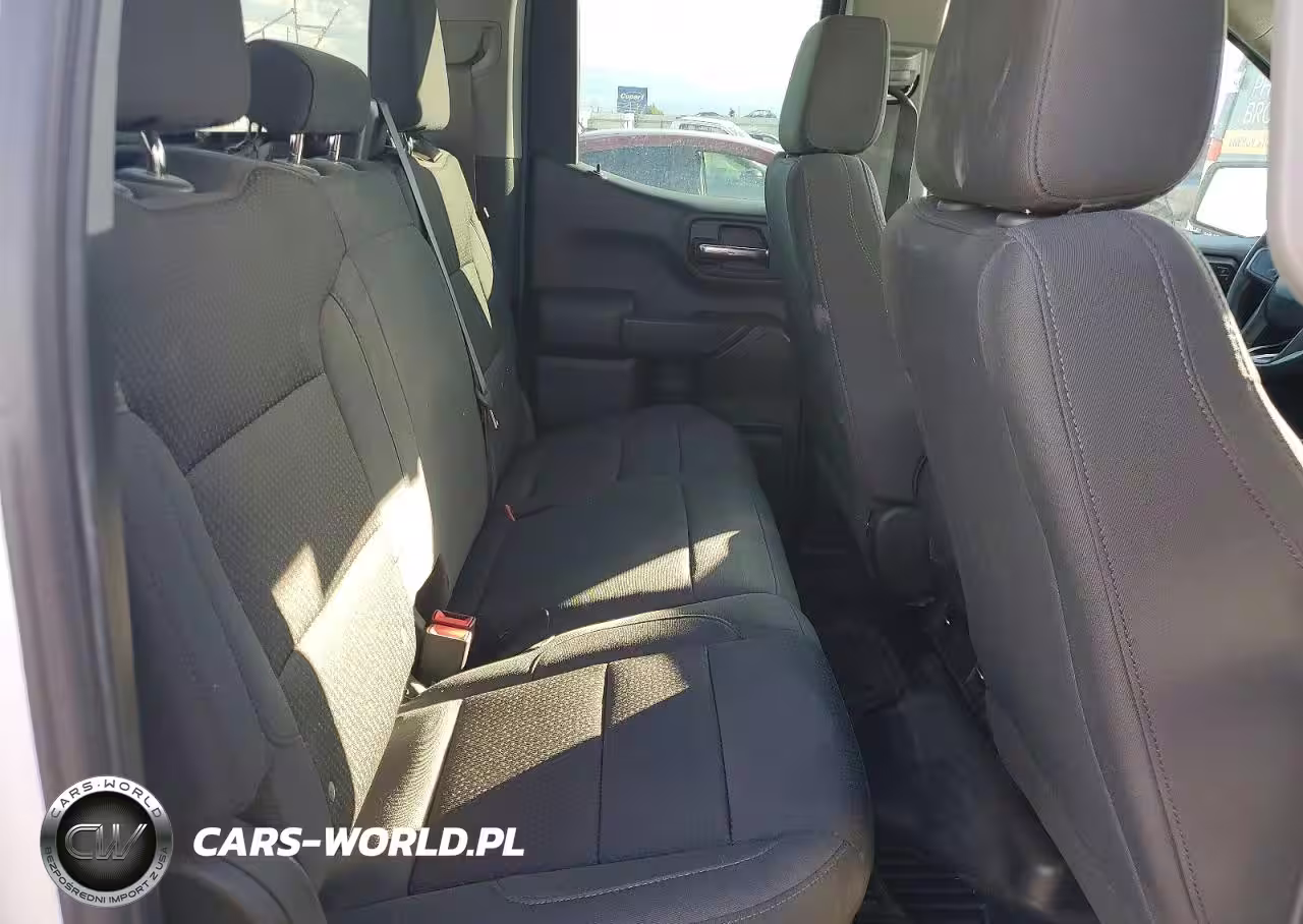 2024 GMC Sierra K1500 VIN:1GTRUAED7RZ155215 - 10