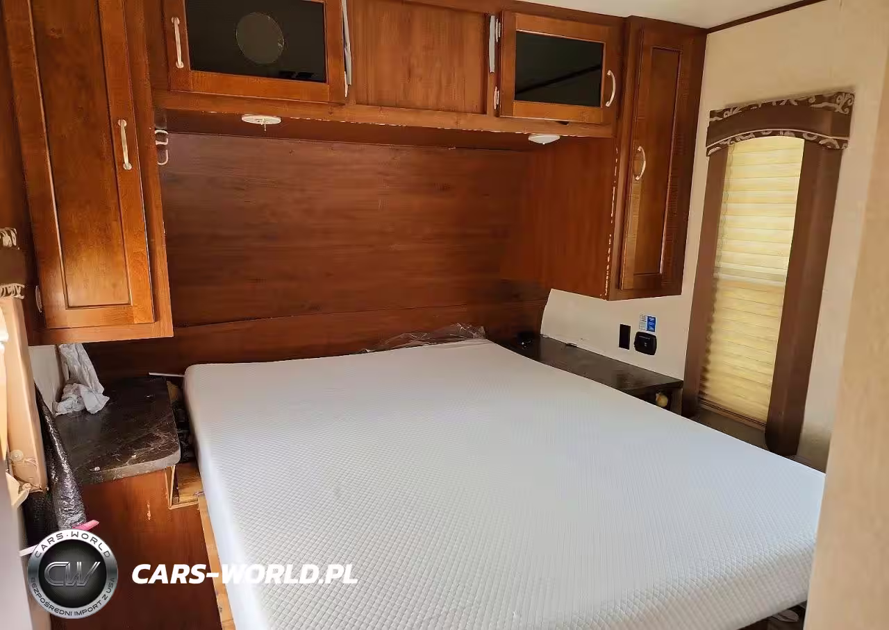 2017 Jyco Jayflight - Camper VIN:1UJBJ0BR4H1T70133 - 8