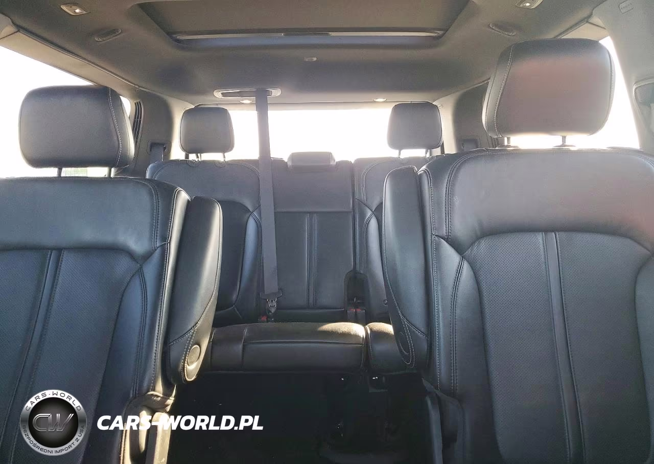 2022 Jeep Wagoneer Series Ii VIN:1C4SJVBT1NS216932 - 10