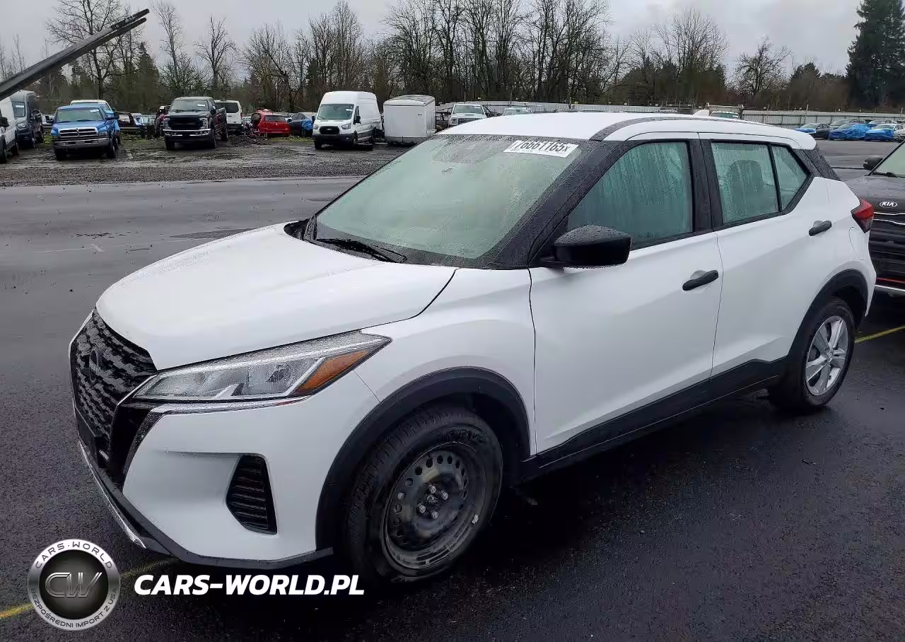 2023 Nissan Kicks S