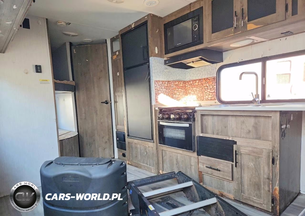 2021 Heartland Pioneer - Camper VIN:5SFPB3029ME461540 - 6
