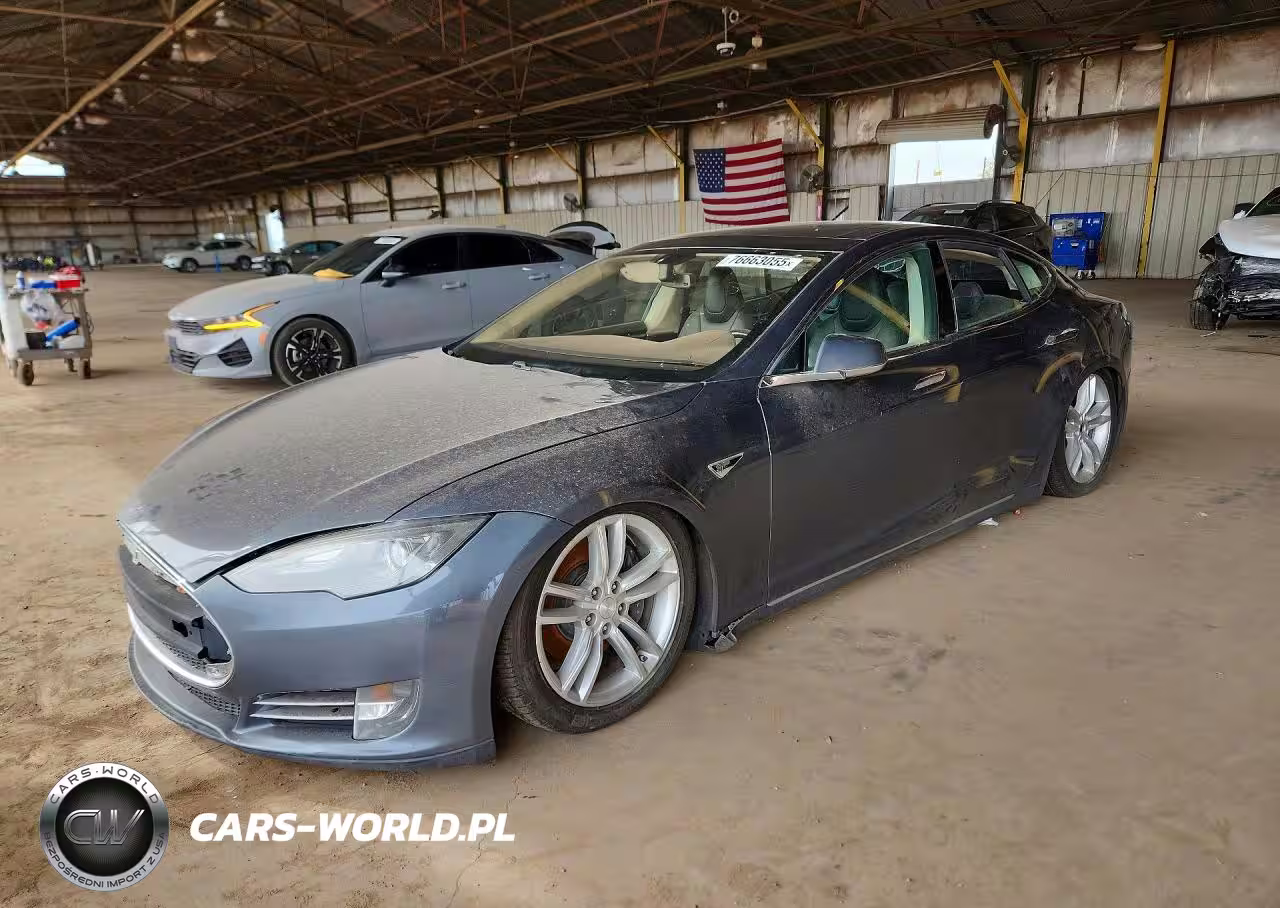 2013 Tesla Model S