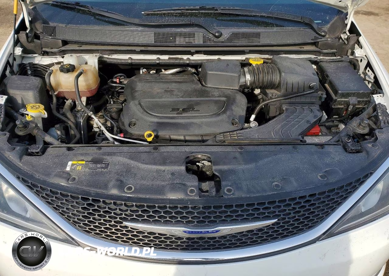 2020 Chrysler Pacifica Touring L VIN:2C4RC1BG3LR142979 - 12