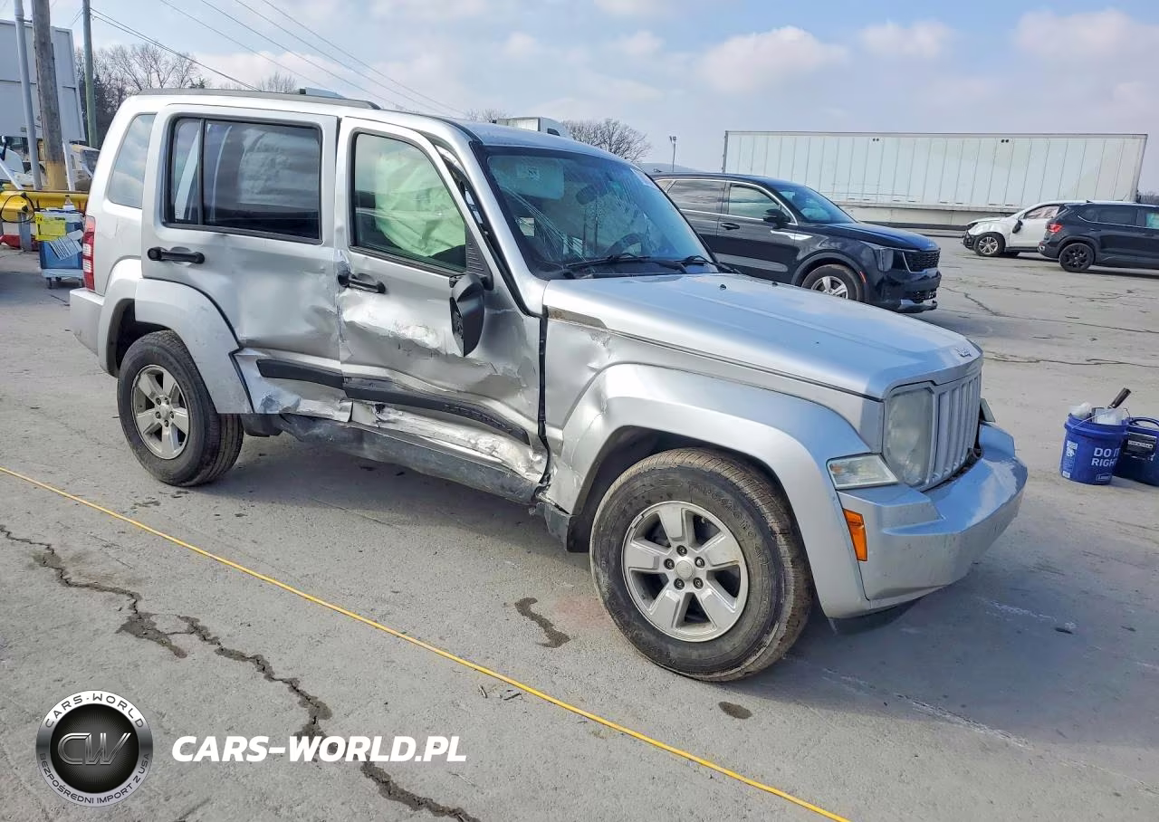 2010 Jeep Liberty Sport VIN:1J4PP2GK2AW132649 - 4