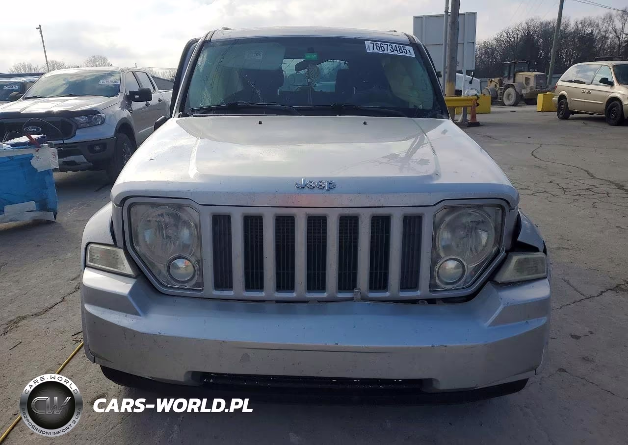 2010 Jeep Liberty Sport VIN:1J4PP2GK2AW132649 - 5