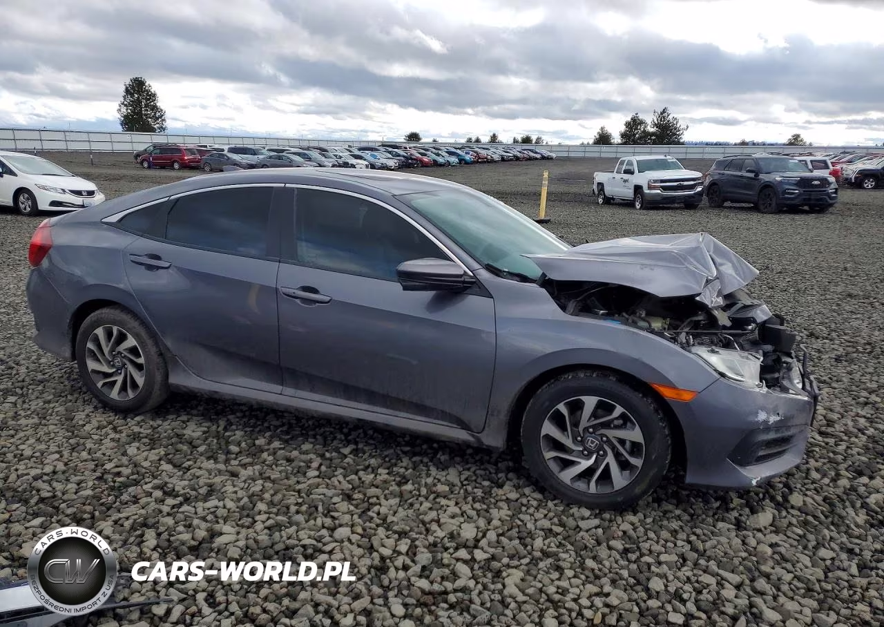 2018 Honda Civic Ex VIN:2HGFC2F70JH588367 - 4