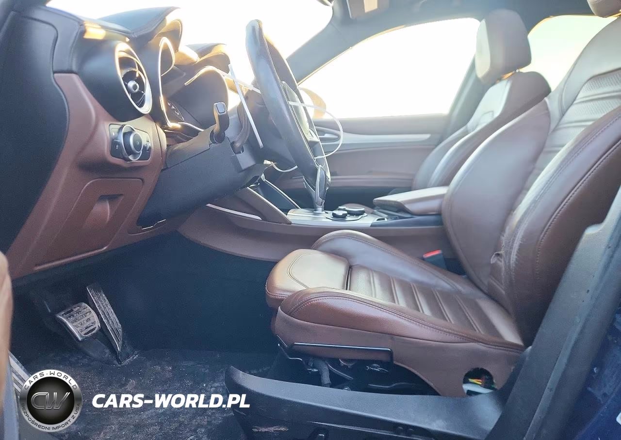 2019 Alfa Romeo Stelvio Ti VIN:ZASPAKBN5K7C55101 - 7
