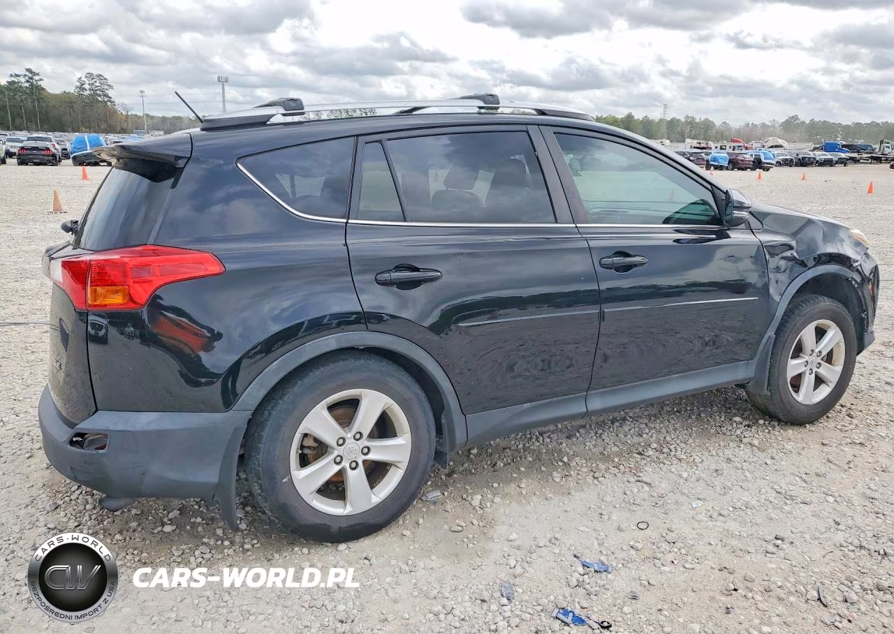 2013 Toyota Rav4 Xle VIN:2T3WFREV1DW046536 - 3