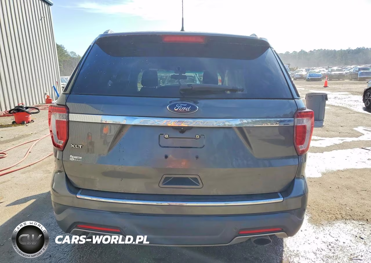 2018 Ford Explorer Xlt VIN:1FM5K7D82JGA91317 - 6