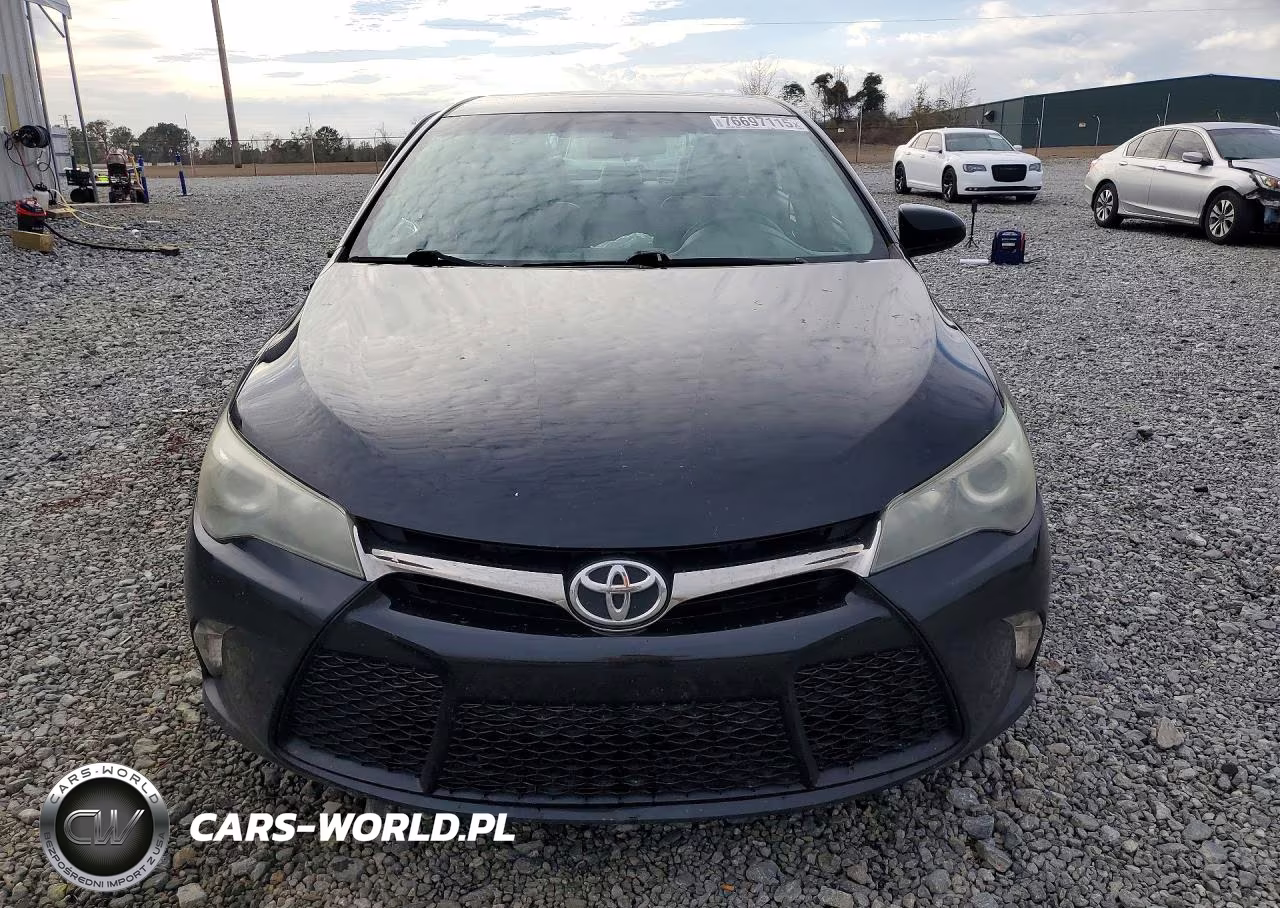 2015 Toyota Camry Se VIN:4T1BF1FK8FU968589 - 5