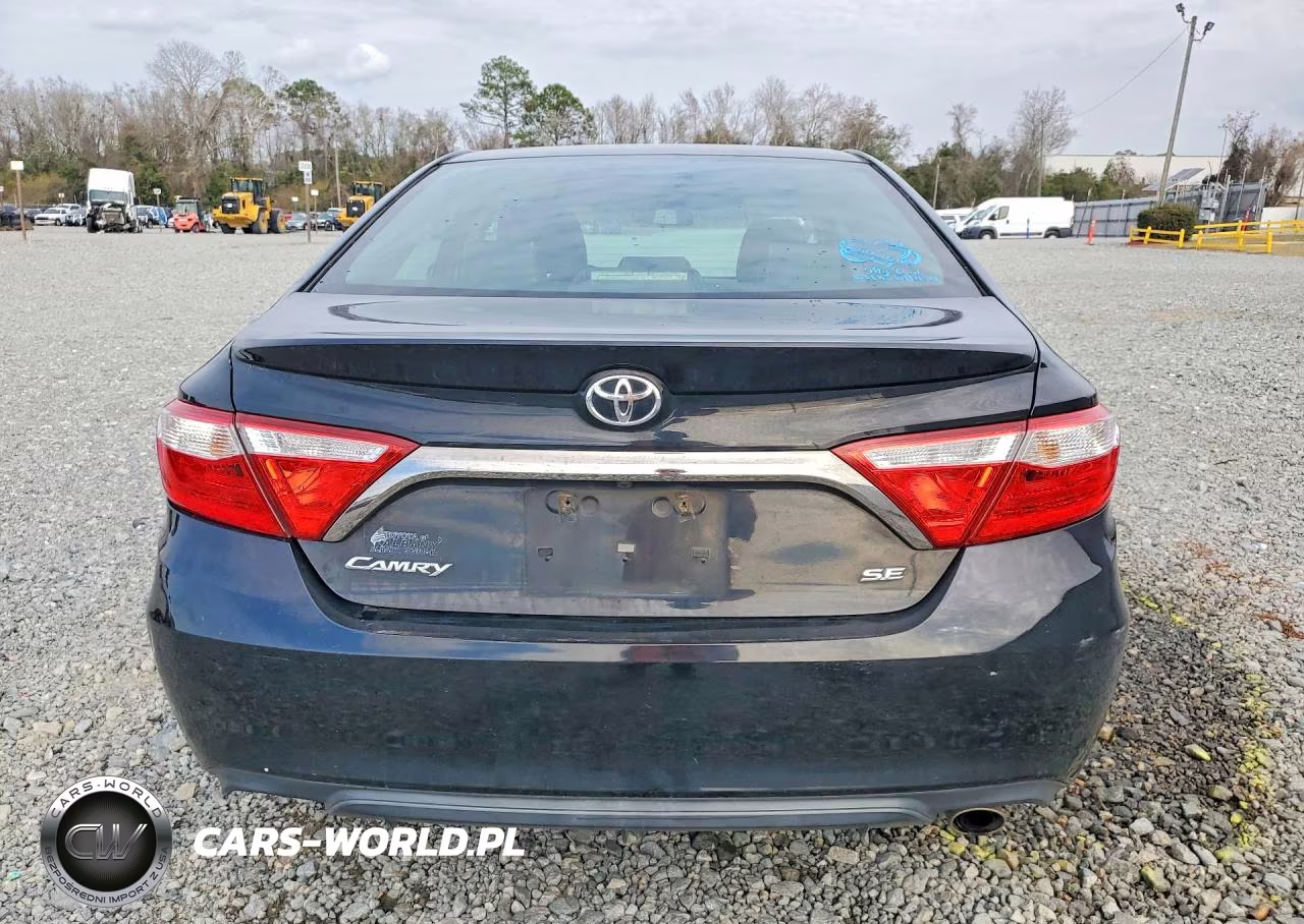 2015 Toyota Camry Se VIN:4T1BF1FK8FU968589 - 6