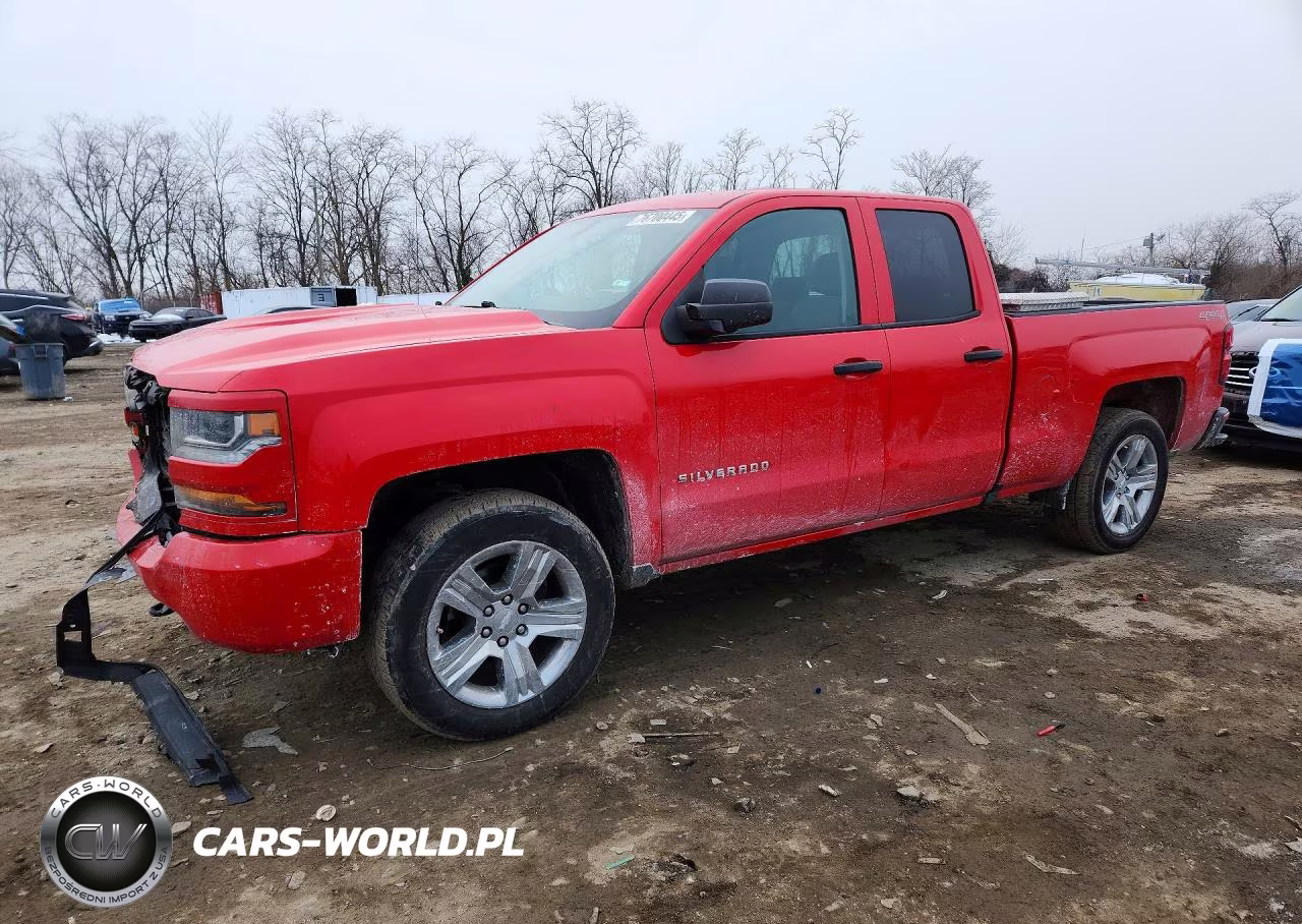 2017 Chevrolet Silverado K1500 Custom