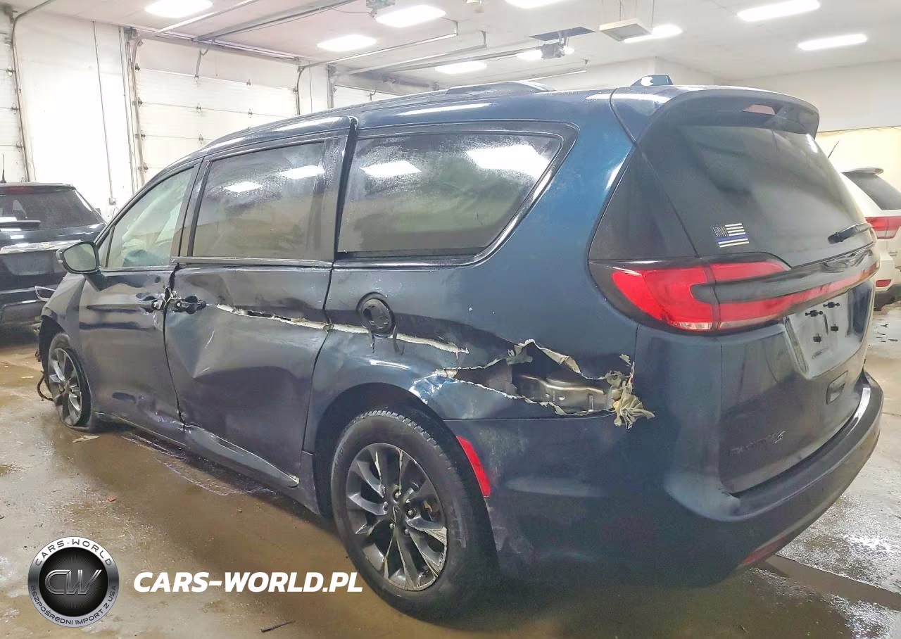 2021 Chrysler Pacifica Touring L VIN:2C4RC3BG6MR606568 - 2