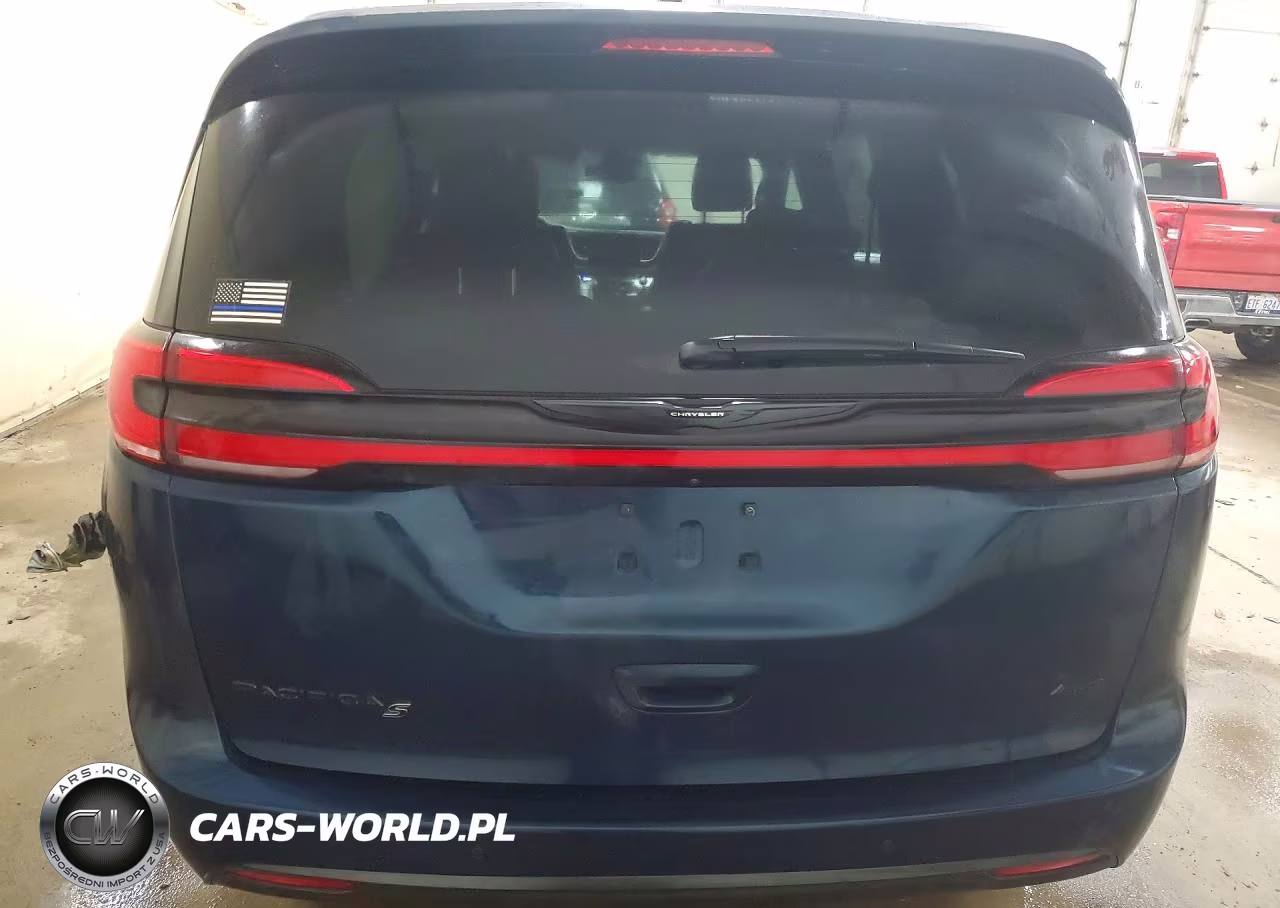 2021 Chrysler Pacifica Touring L VIN:2C4RC3BG6MR606568 - 6