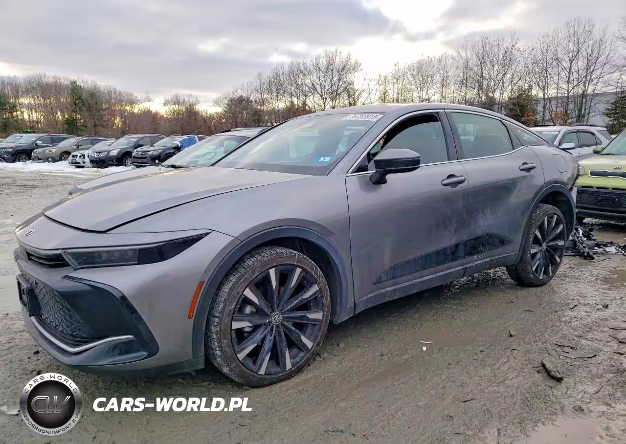 2024 Toyota Crown Platinum