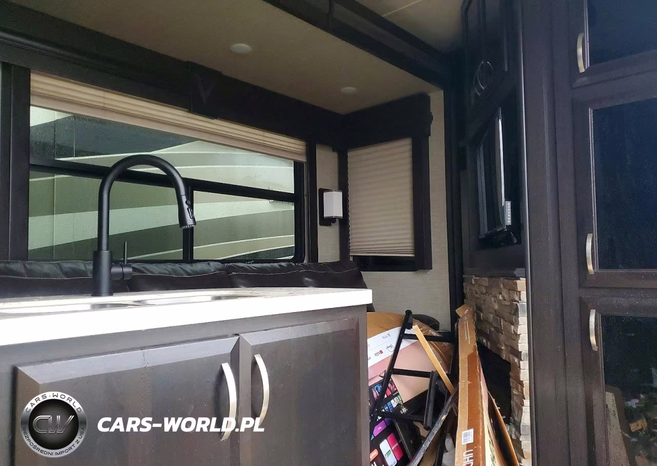 2017 Dutchmen 5Th Wheel VIN:4YDF38035HZ990688 - 6