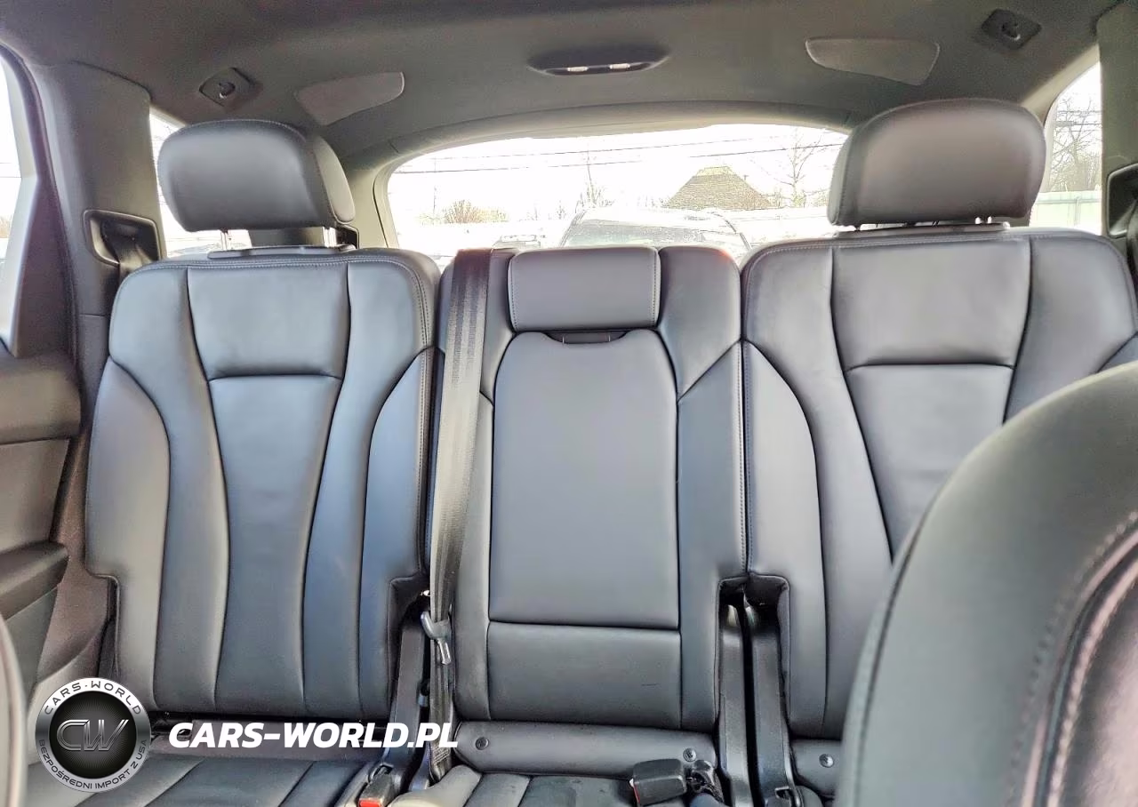 2022 Audi Q7 Premium Plus VIN:WA1LXBF7XND008691 - 10