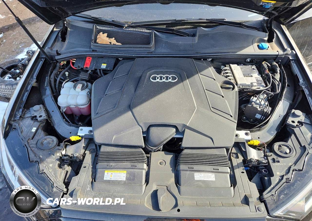 2022 Audi Q7 Premium Plus VIN:WA1LXBF7XND008691 - 12