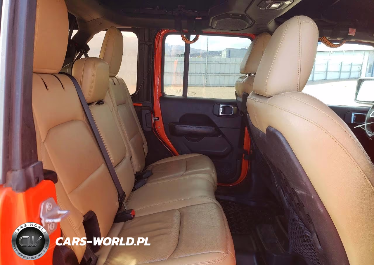 2018 Jeep Wrangler Unlimited Rubicon VIN:1C4HJXFG5JW176800 - 10