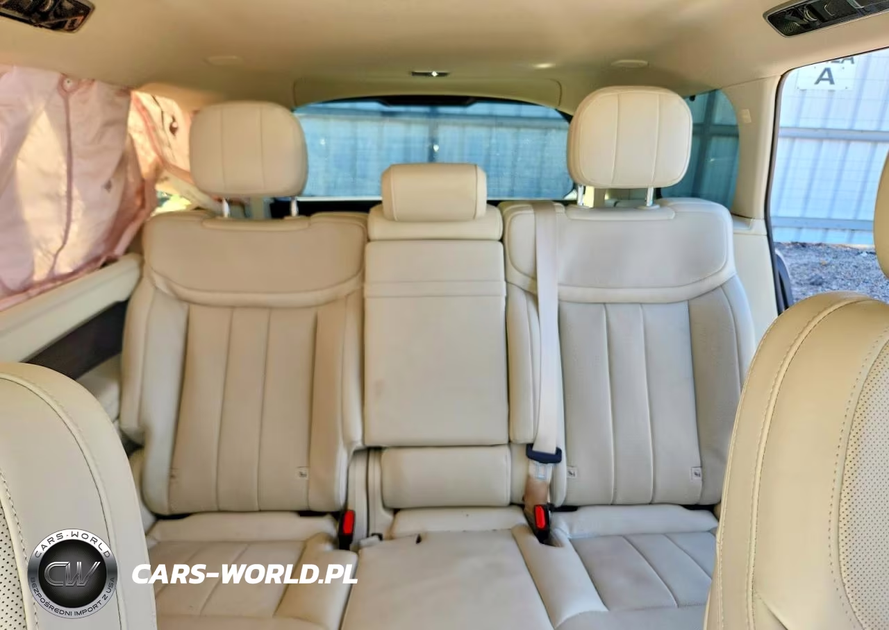 2023 Land Rover Range Rover Se VIN:SALKPBFU2PA083342 - 10
