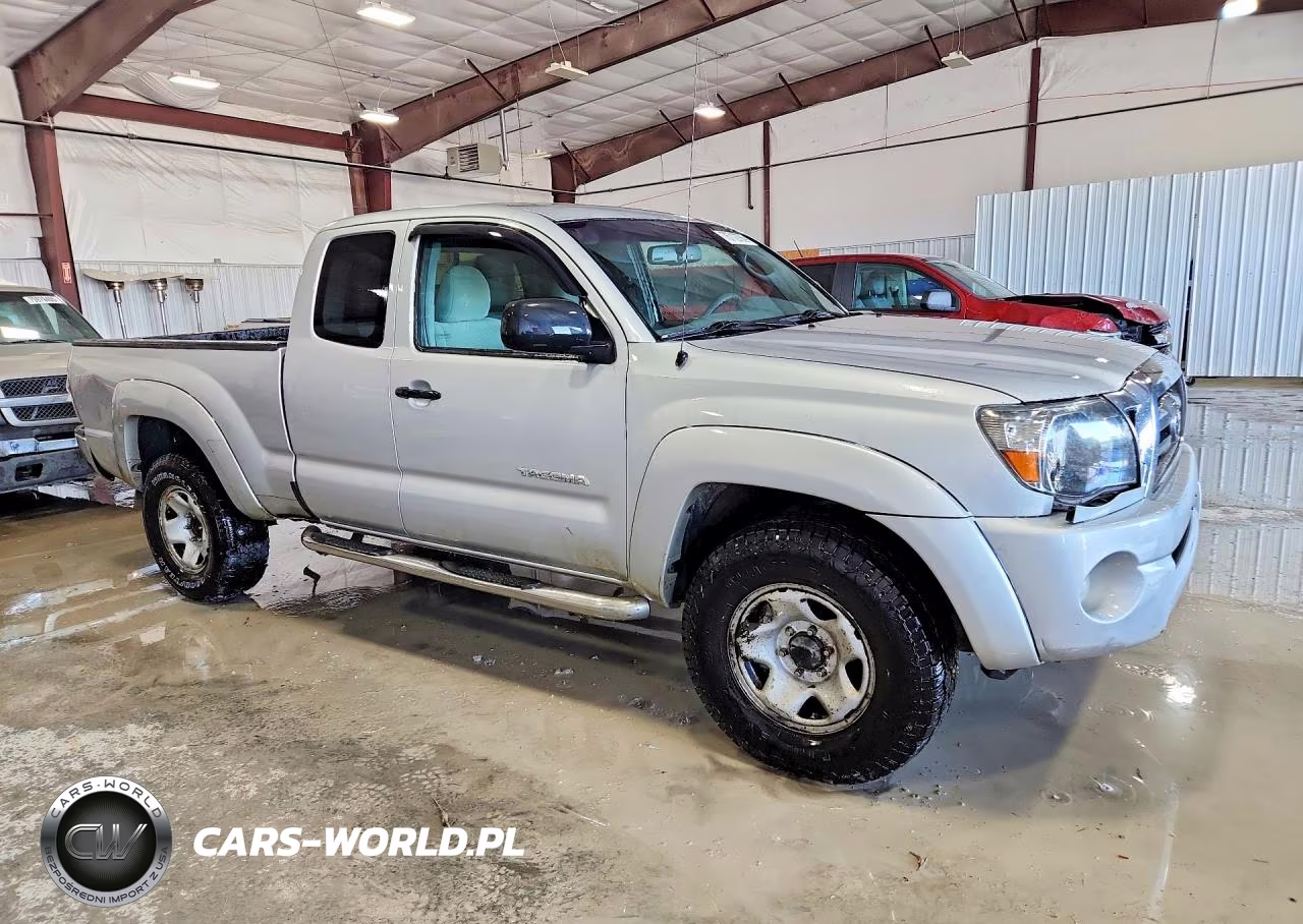 2010 Toyota Tacoma V6 VIN:5TEUU4EN8AZ746151 - 4