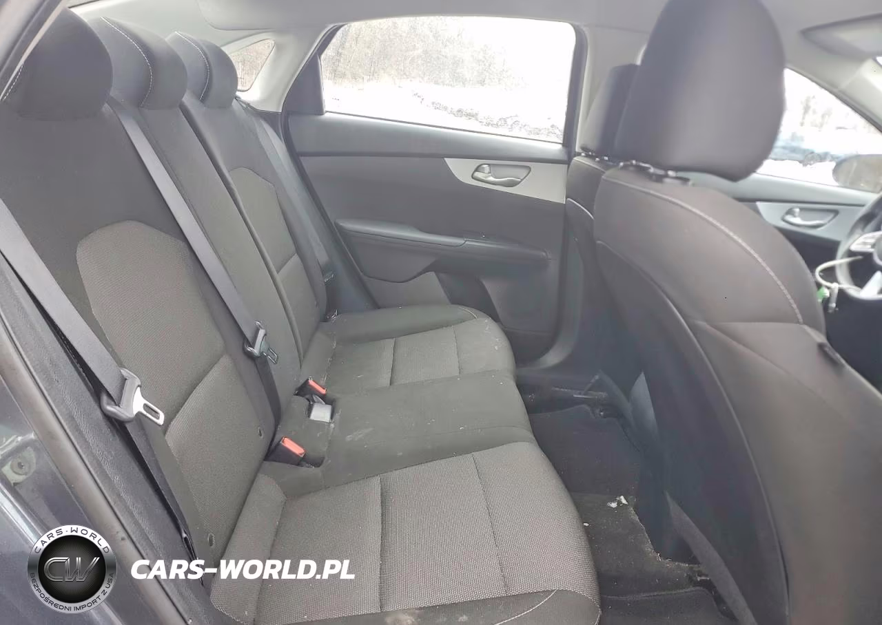 2023 Kia Forte Lxs VIN:3KPF24AD3PE571187 - 10