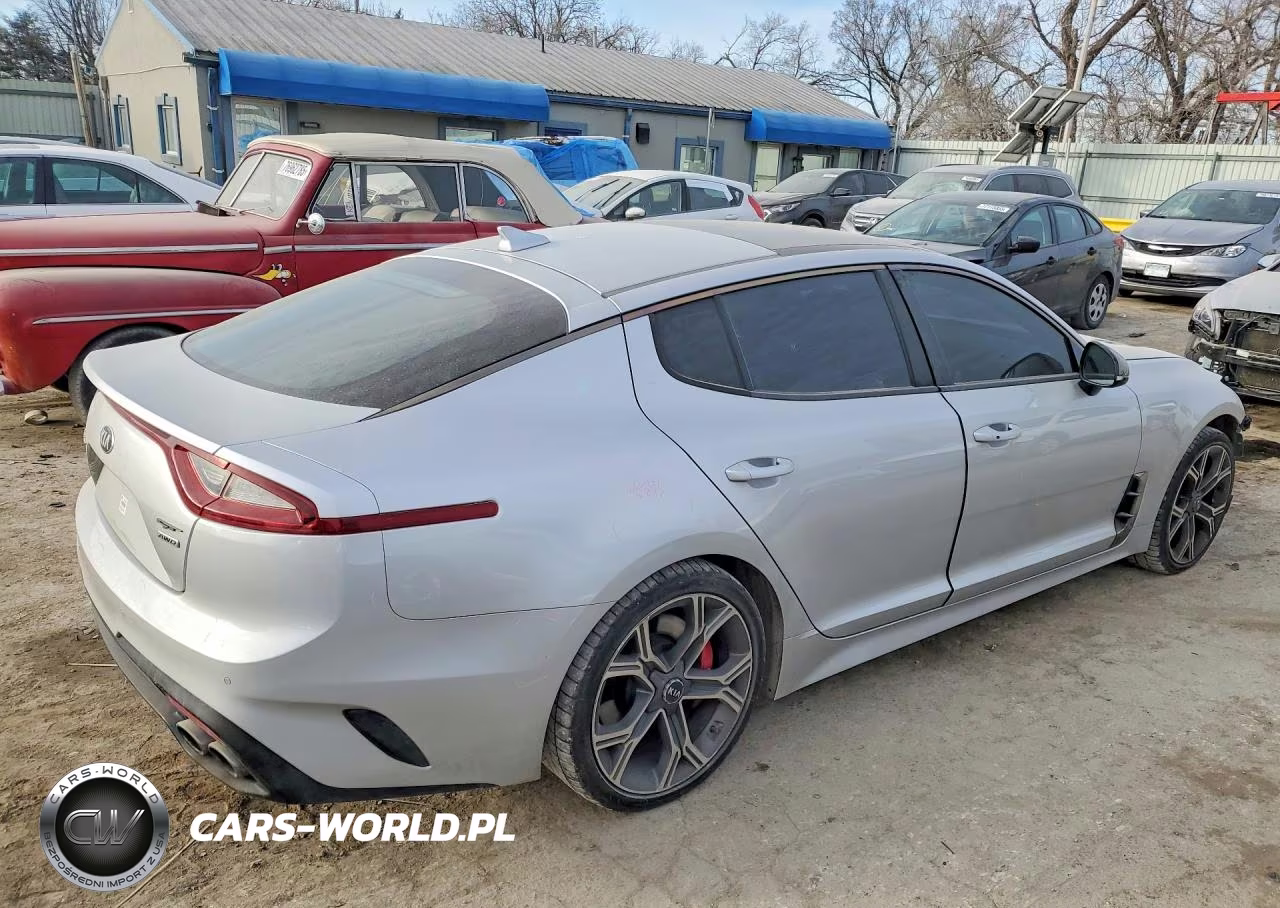 2018 Kia Stinger Gt2 VIN:KNAE55LC6J6026950 - 3