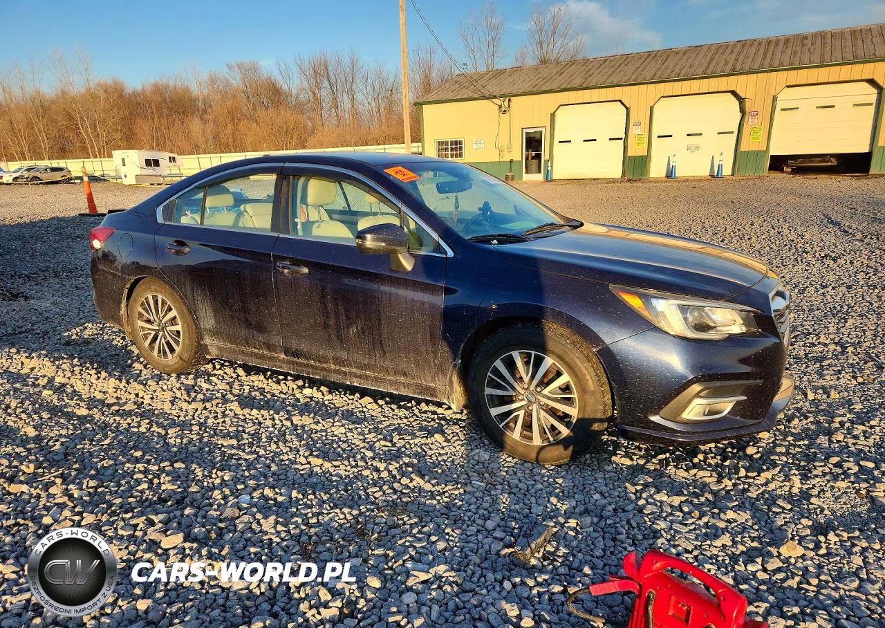 2018 Subaru Legacy 2.5I Premium VIN:4S3BNAF69J3029234 - 4
