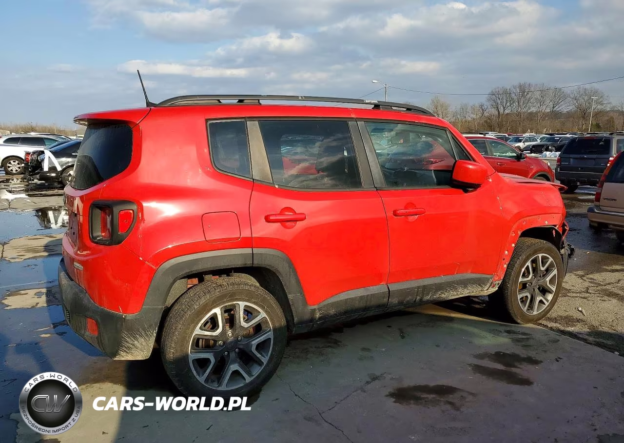 2018 Jeep Renegade Latitude VIN:ZACCJBBB8JPH67627 - 3