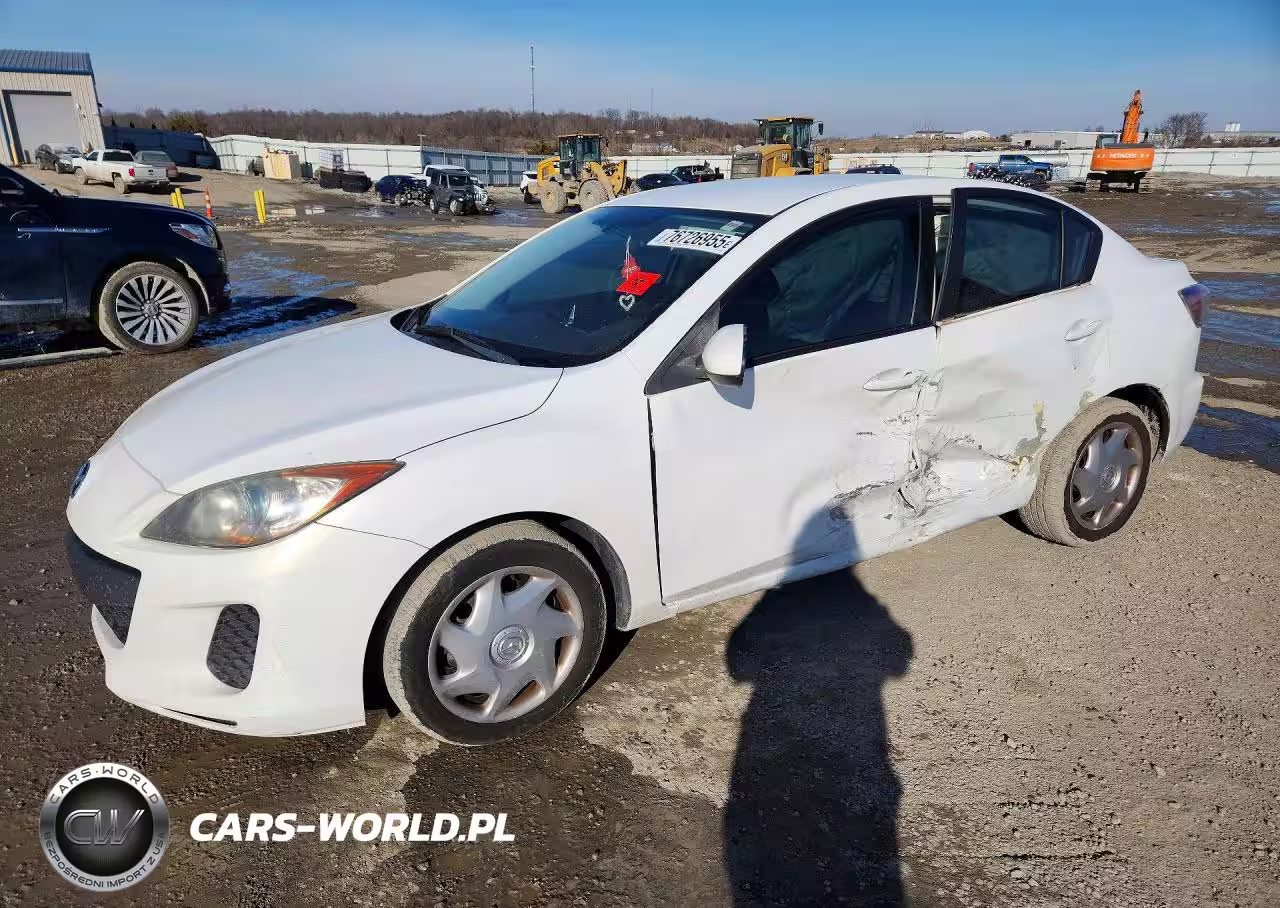 2013 Mazda 3 I