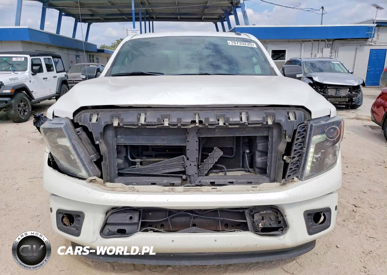 2019 Nissan Titan Platinum Reserve VIN:1N6AA1E67KN534619 - 5
