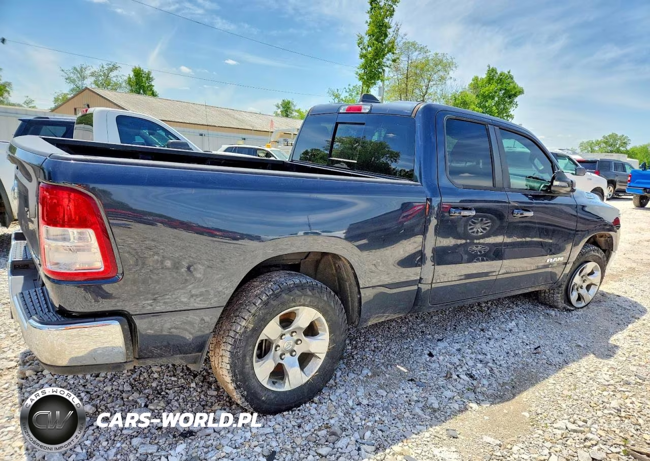 2019 Ram 1500 Big Horn-Lone Star VIN:1C6SRFBT1KN656603 - 3
