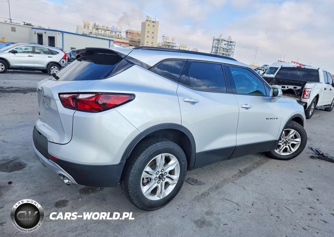 2019 Chevrolet Blazer 2Lt VIN:3GNKBCRS2KS682858 - 3