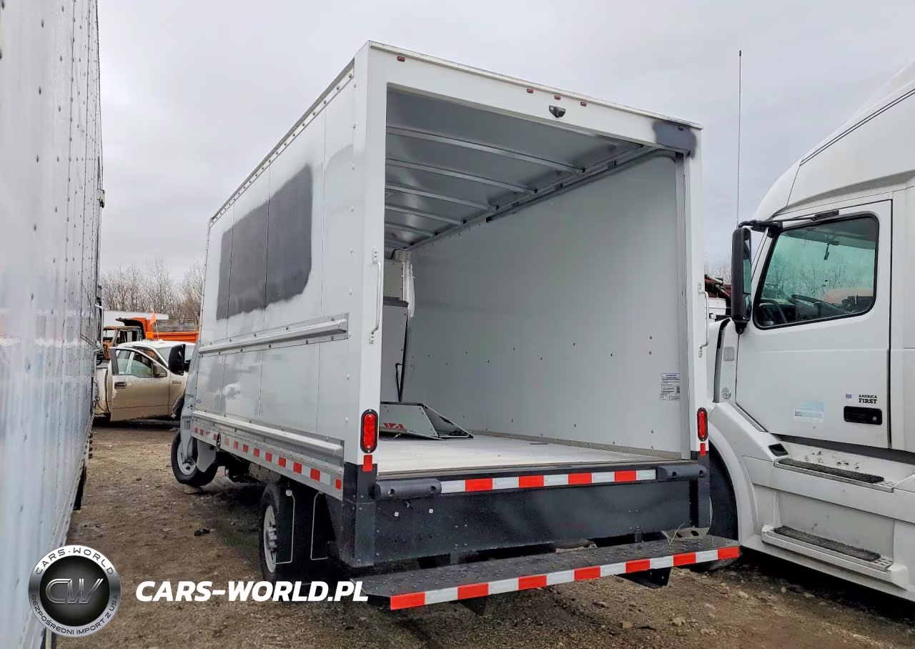 2025 GMC Savana Box Truck VIN:7GZ07SF77SN006978 - 2