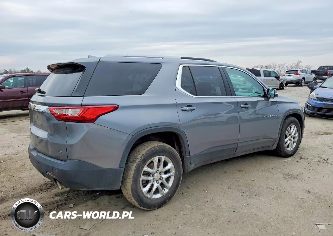 2018 Chevrolet Traverse Lt VIN:1GNEVGKW2JJ285742 - 3