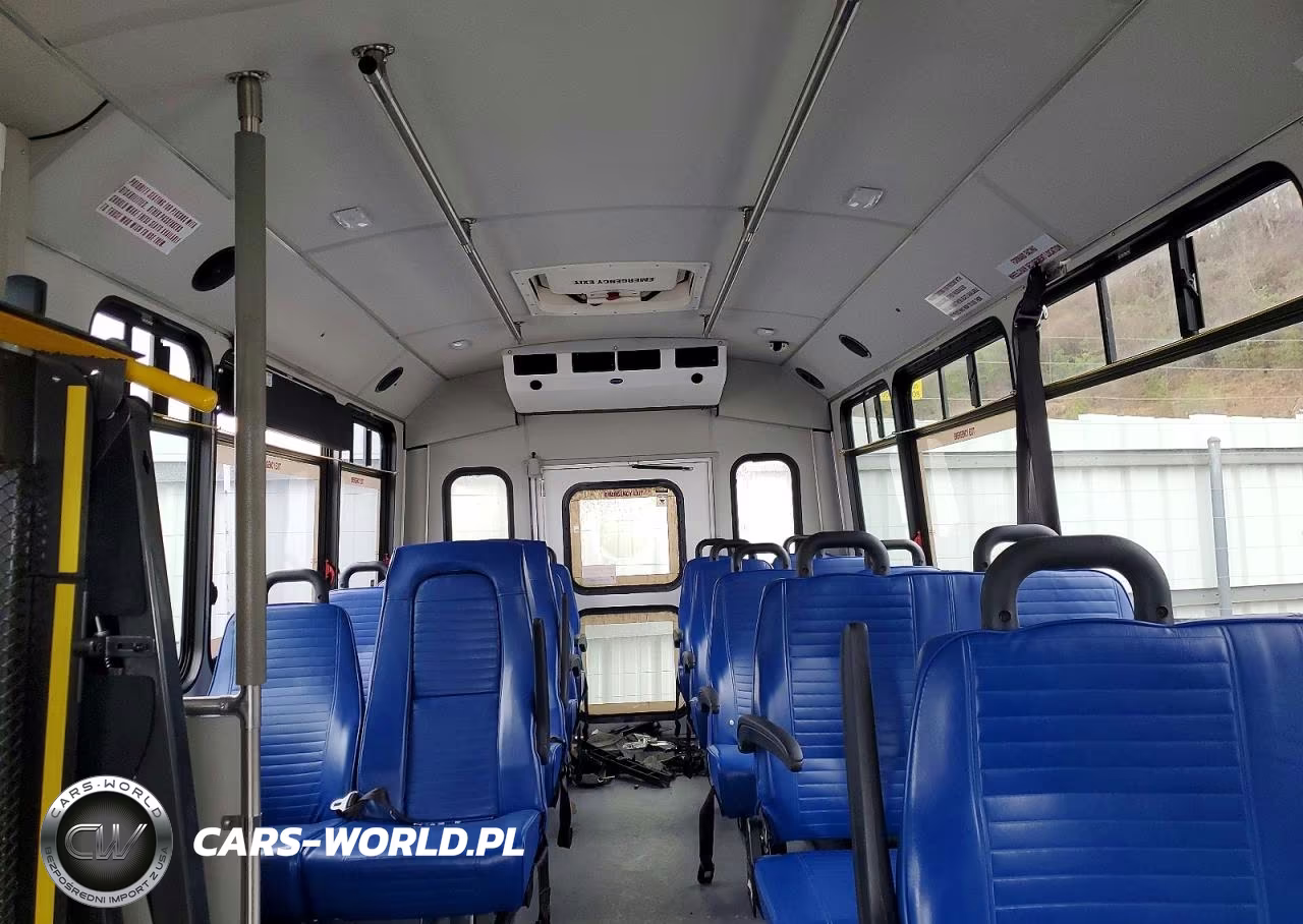 2019 Ford Econoline E450 Super VIN:1FDFE4FS9KDC56592 - 11