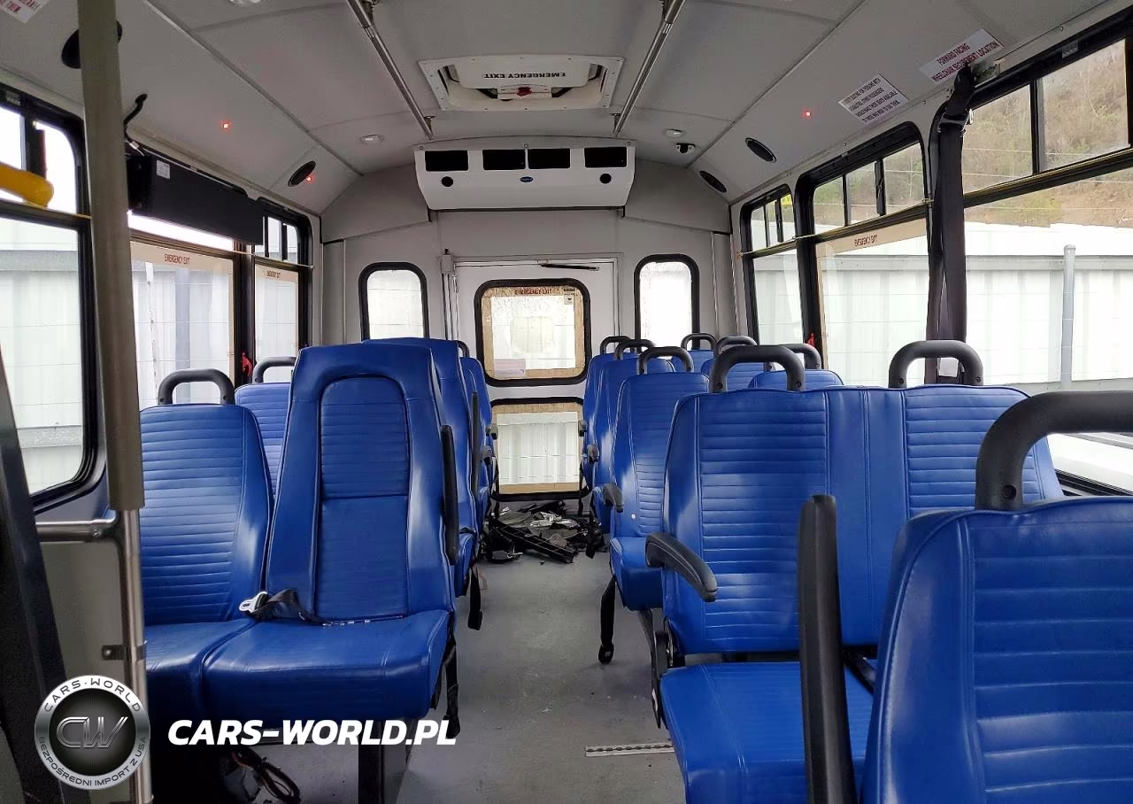 2019 Ford Econoline E450 Super VIN:1FDFE4FS9KDC56592 - 8