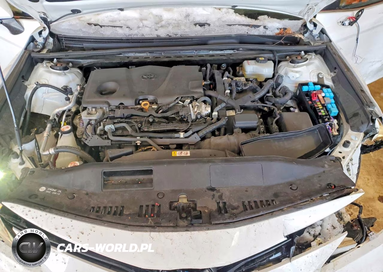 2022 Toyota Camry Hybrid Le VIN:4T1C31AK4NU575420 - 11