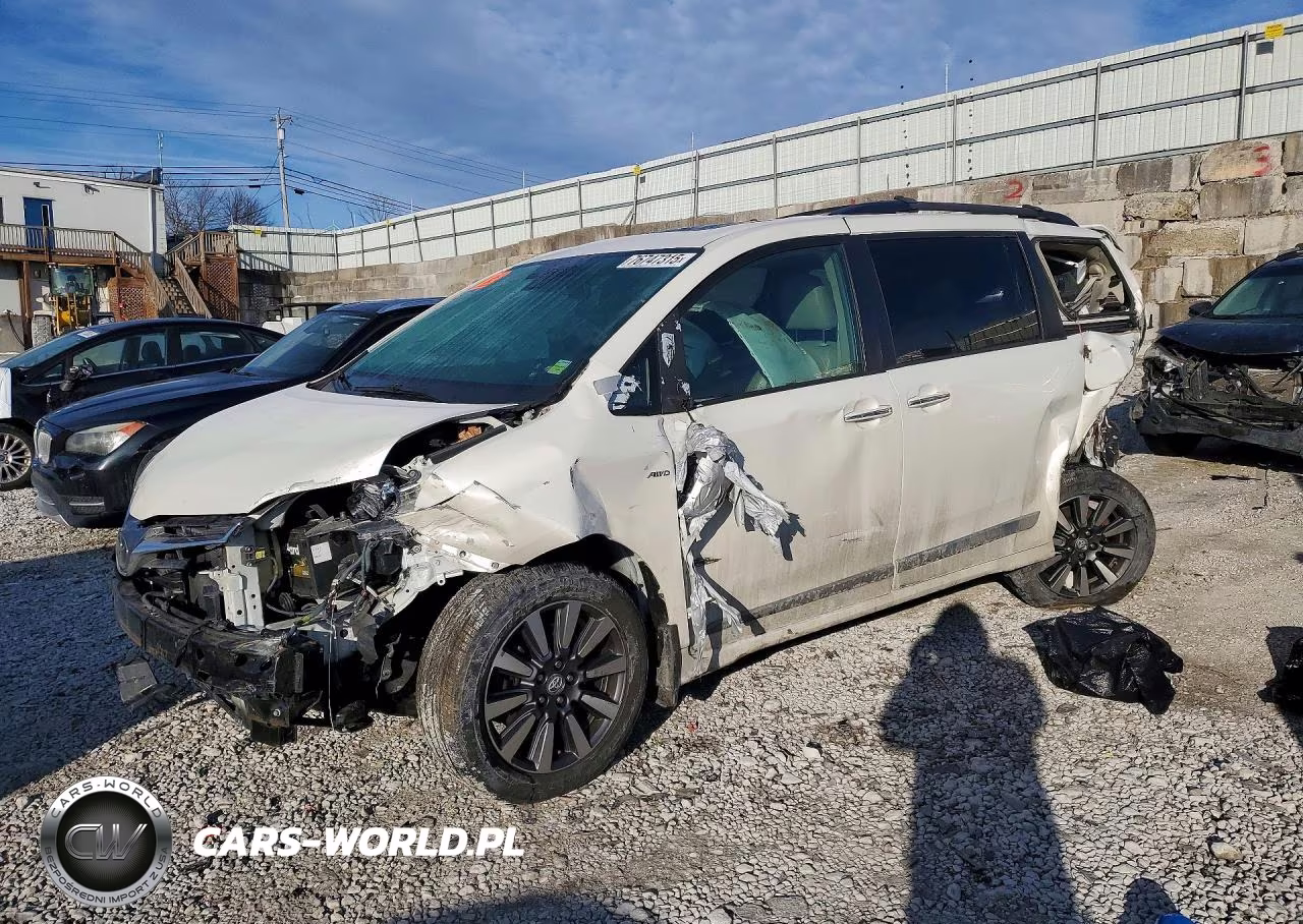 2018 Toyota Sienna Xle 7-Passenger