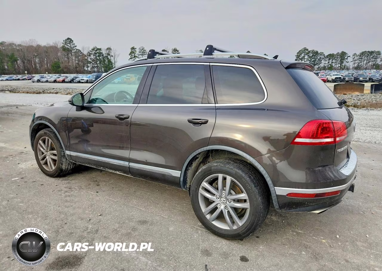 2015 Volkswagen Touareg V6 VIN:WVGEF9BP2FD006642 - 2