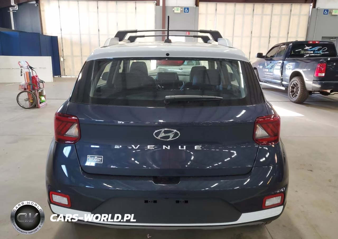 2024 Hyundai Venue Sel VIN:KMHRC8A38RU325616 - 6