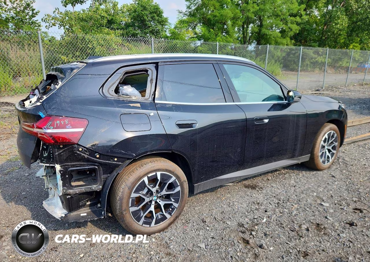 2025 BMW X3 30 xDrive VIN:5UX53GP08S9102543 - 3