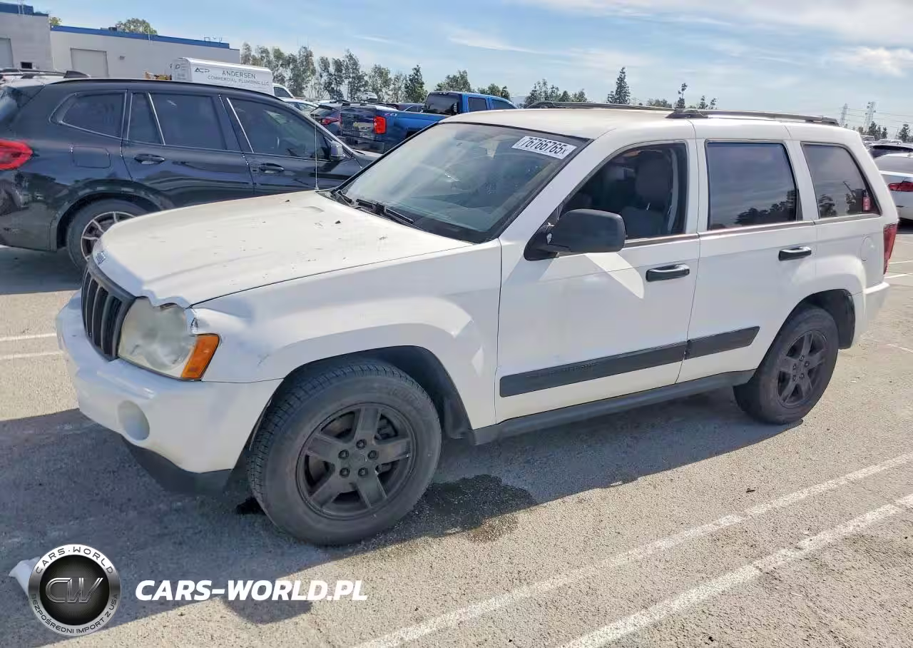 2005 Jeep Grand Cherokee Laredo