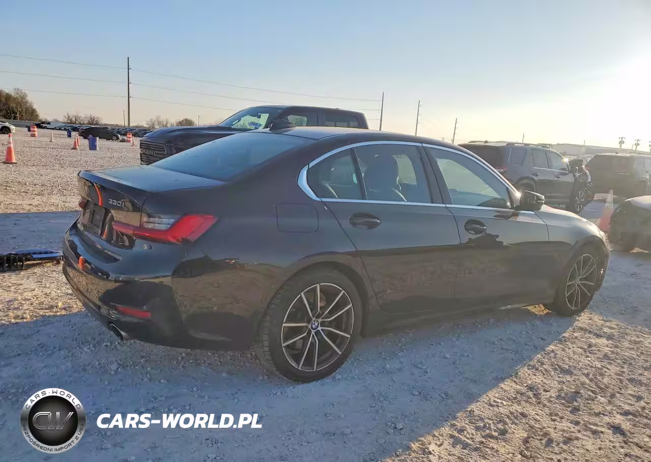 2019 BMW Motorrad 330I VIN:3MW5R1J57K8B02025 - 3