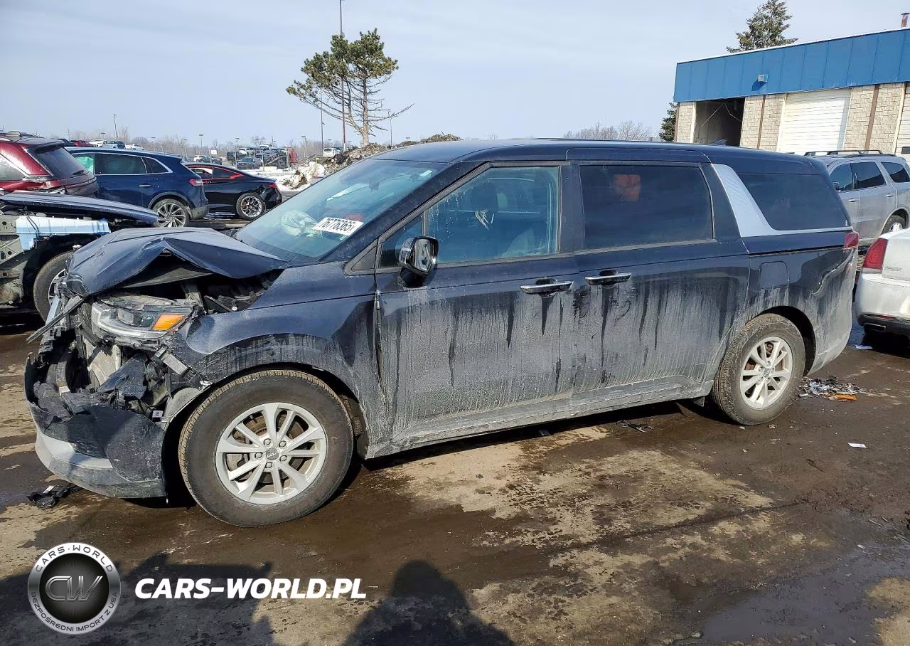 2022 Kia Carnival Lx