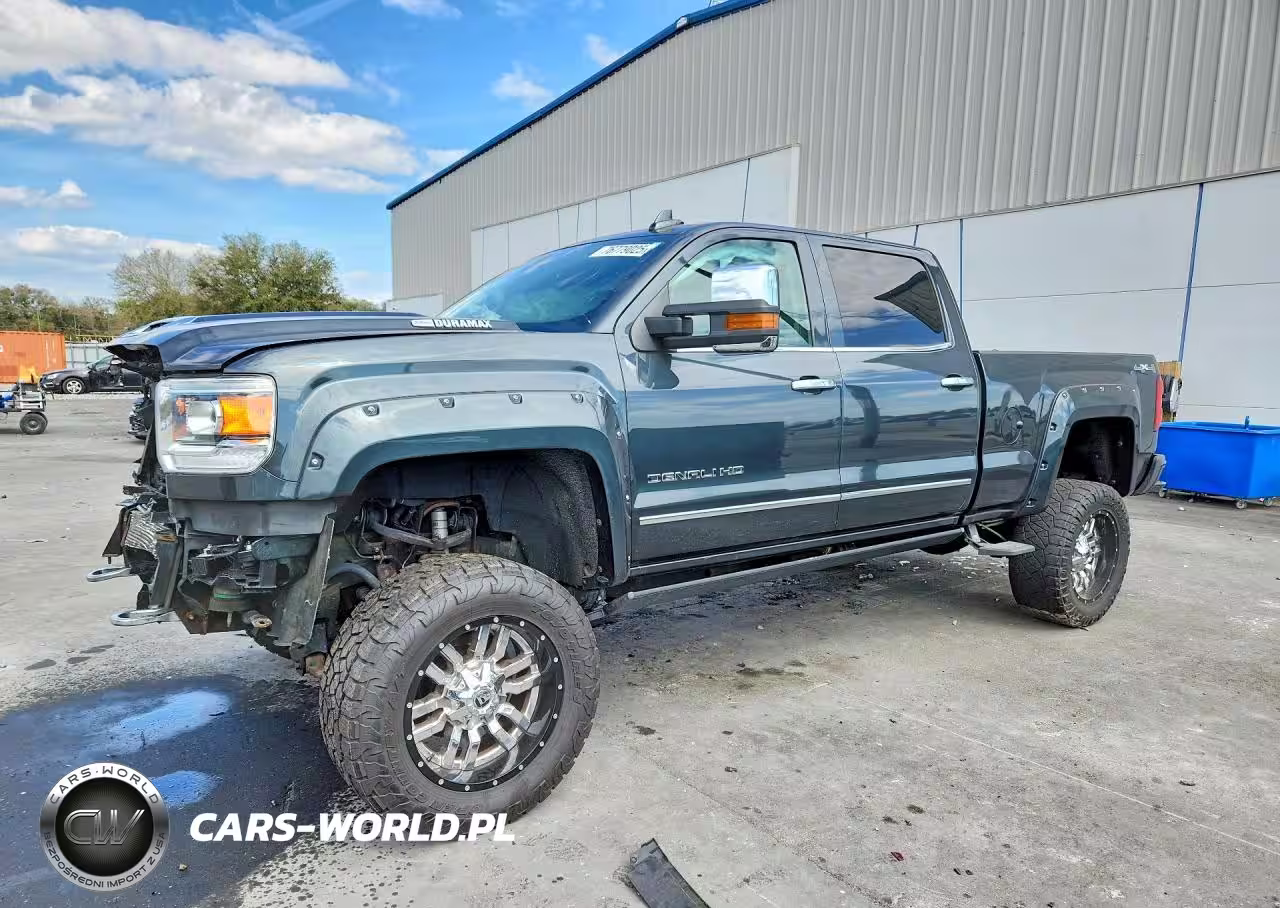 2018 GMC Sierra K2500 Denali