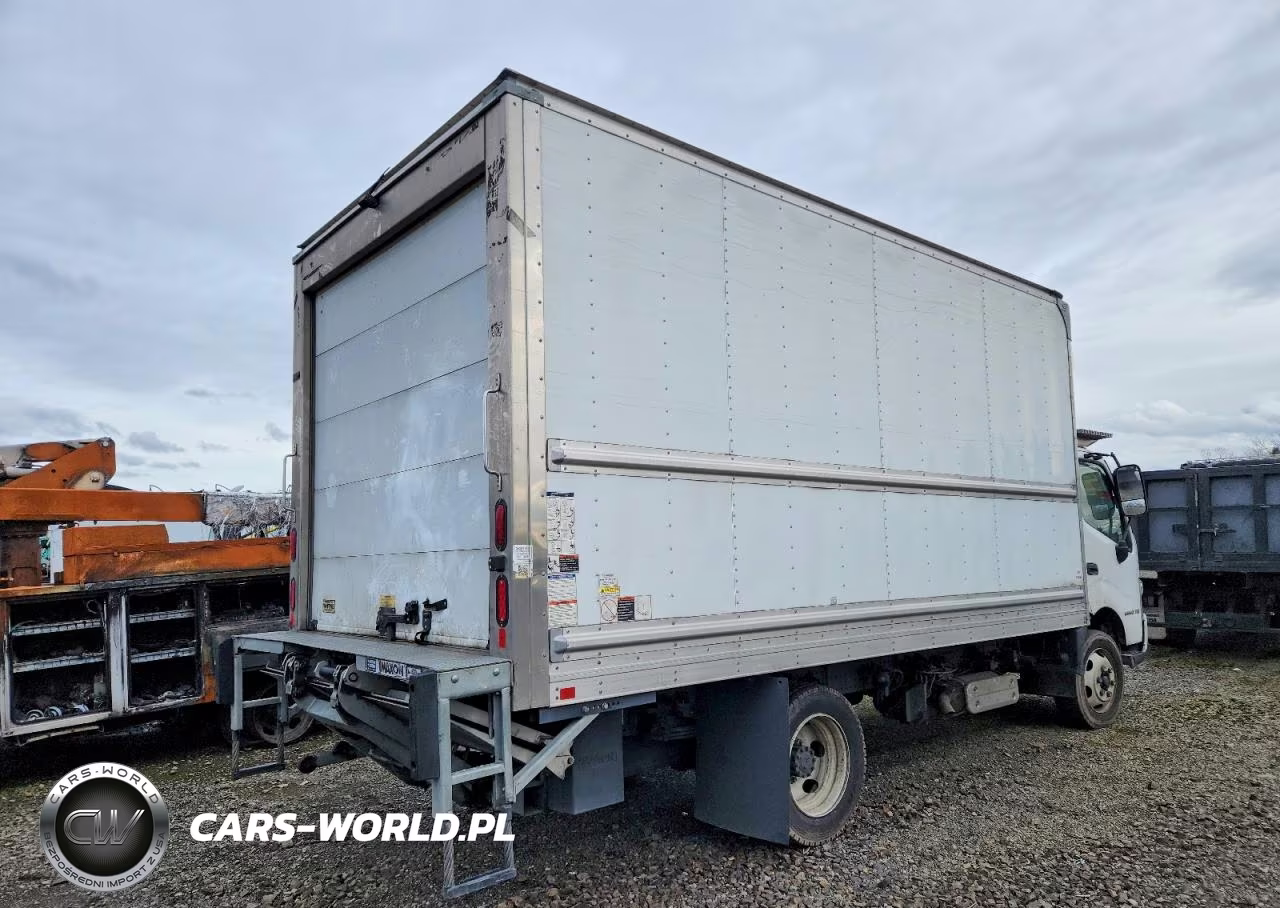 2019 Hino 195 Refrigerated Box Truck VIN:JHHRDM2H3KK006272 - 4