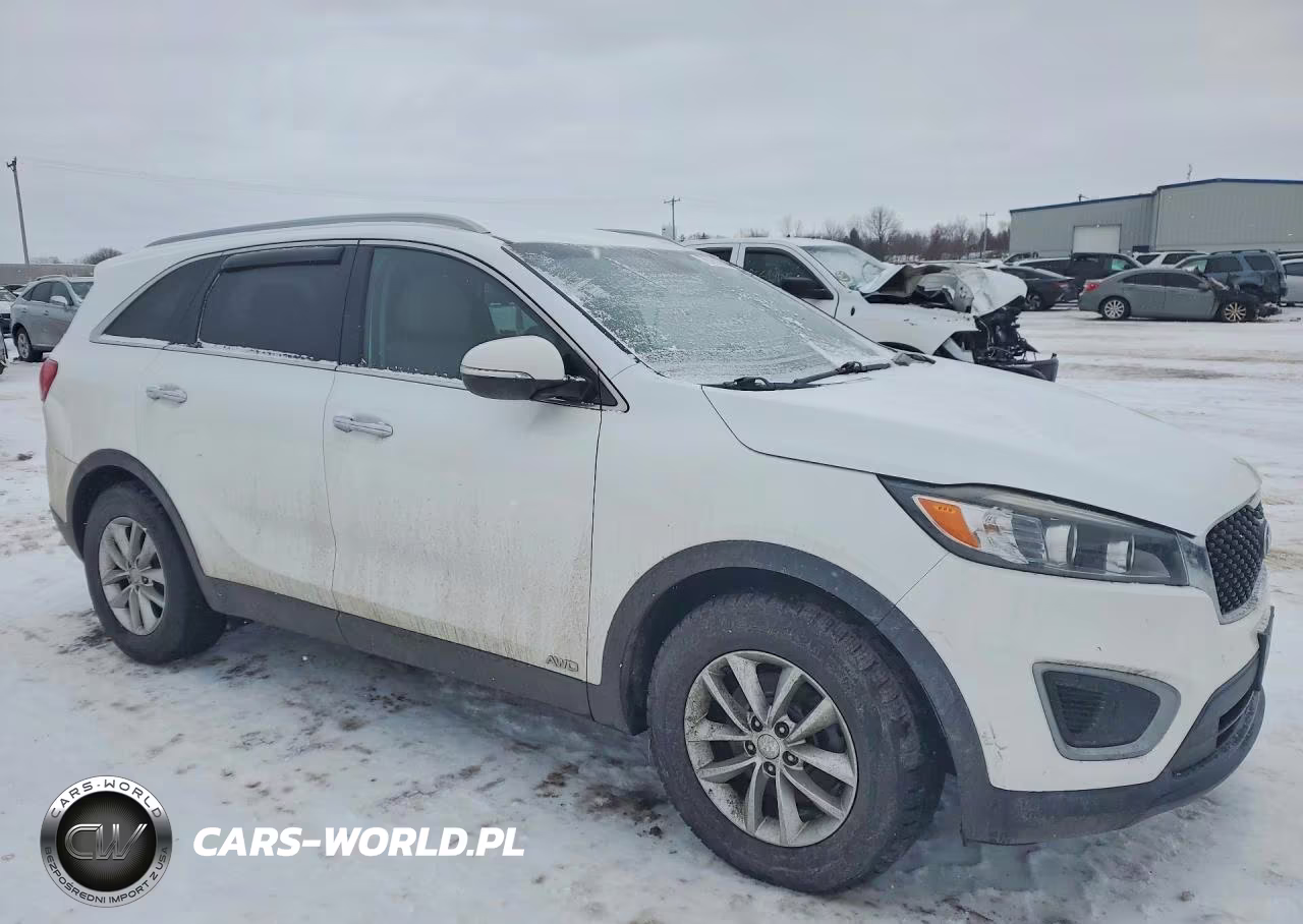 2018 Kia Sorento Lx VIN:5XYPGDA36JG393945 - 4